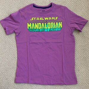 NEW Mandalorian tshirt size 8